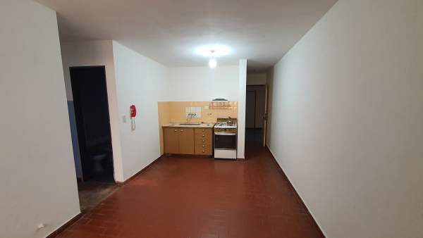 DEPARTAMENTO EN ALQUILER - 1 DORMITORIO - calle. HIPOLITO IRIGOYEN 680, RIO CUARTO
