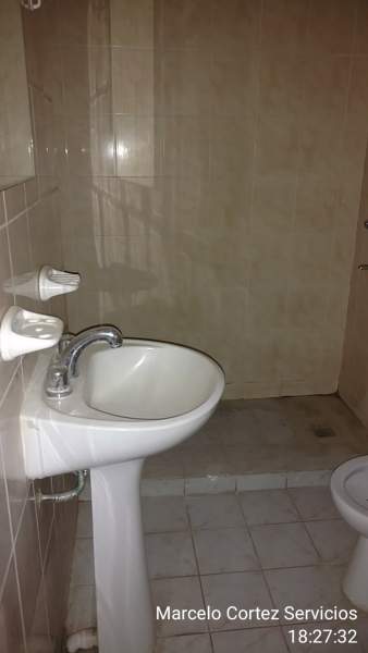 DEPARTAMENTO EN ALQUILER - 1 DORMITORIO - Ubic. Achalay 440, Rio Cuarto — foto 3