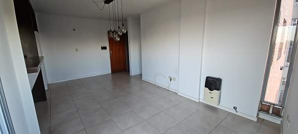 Departamento en Alquiler C/cochera - 2 Dormitorios - Marcelo T. De Alvear 736 - 5