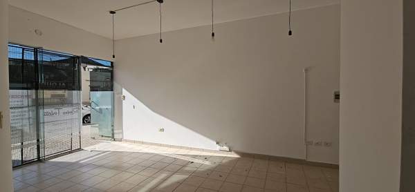 LOCAL COMERCIAL EN ALQUILER - SANTIAGO DEL ESTERO 1788 - 5