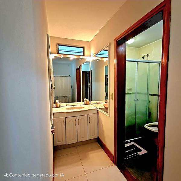 CASA EN VENTA – Ubicada en Banda Norte, Rio Cuarto — foto 15