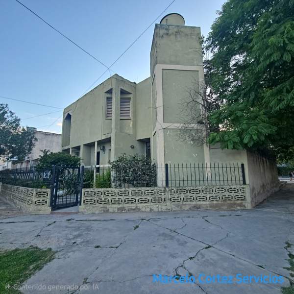 CASA EN VENTA – GENERAL MOSCONI ESTE ESQ. JOSE HERNANDEZ – RÍO CUARTO