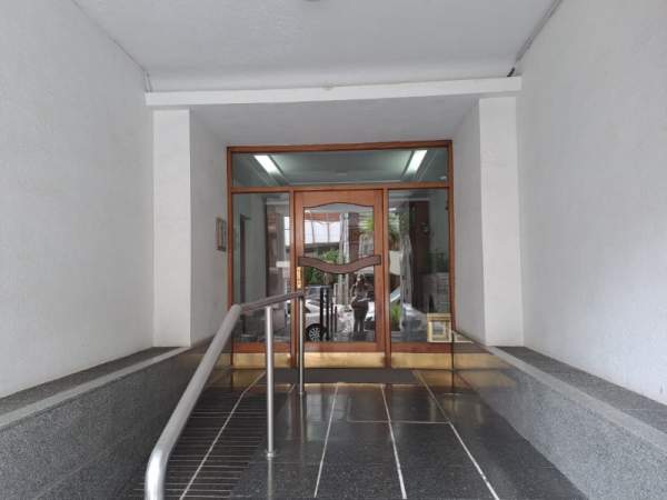 Departamento de 2 ambientes con excelente vista a metros del mar, Tio Curzio - 16