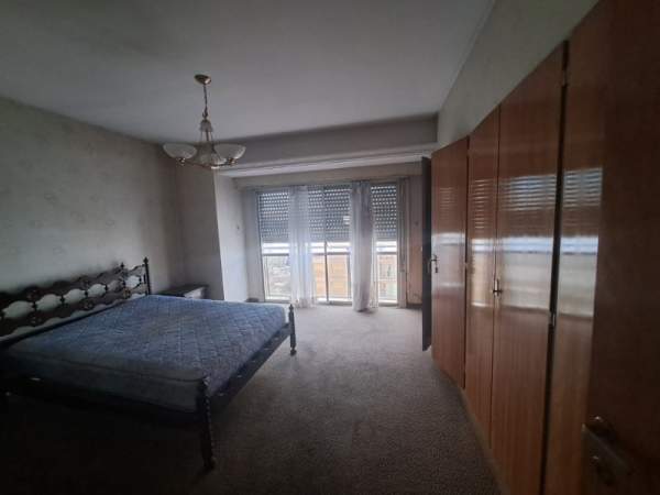 Oportunidad Departamento Piso exclusivo de 4 ambientes C/balcón sobre Avda. LURO casi Salta - 12