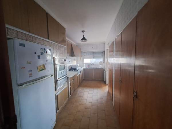 Oportunidad Departamento Piso exclusivo de 4 ambientes C/balcón sobre Avda. LURO casi Salta - 6
