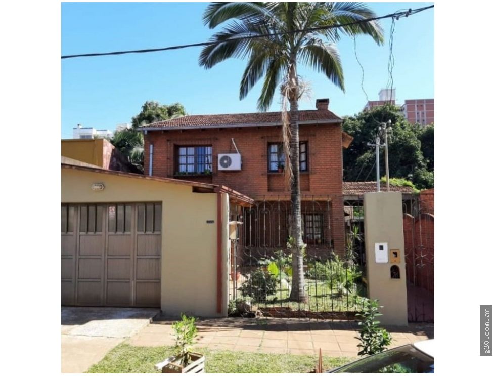 Amplia casa cerca del centroPosadas