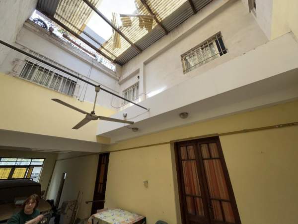 Depósito- Local y 3 departamentos en Block - Venta-Parque Chacabuco — foto 5
