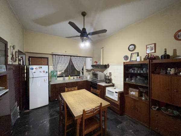 Depósito- Local y 3 departamentos en Block - Venta-Parque Chacabuco — foto 8