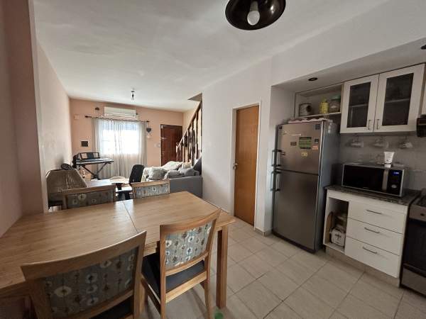 Hermosa Duplex-Venta-Martín Coronado — foto 9