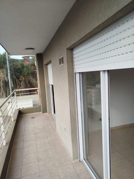 Hermoso departamento en alquiler ubicado en Caseros — foto 12