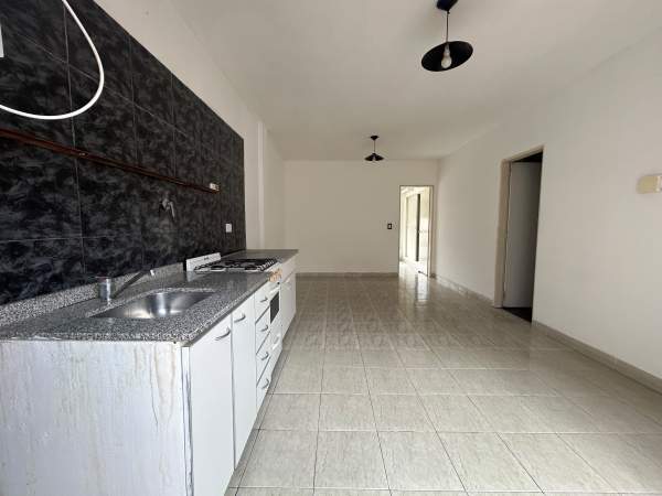 Departamento-Alquiler-Caseros