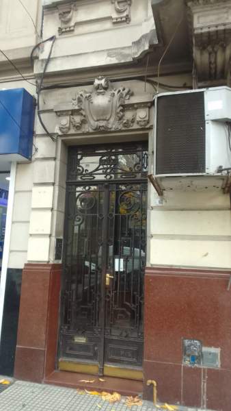 Venta 3 ambientes Caballito c/patio