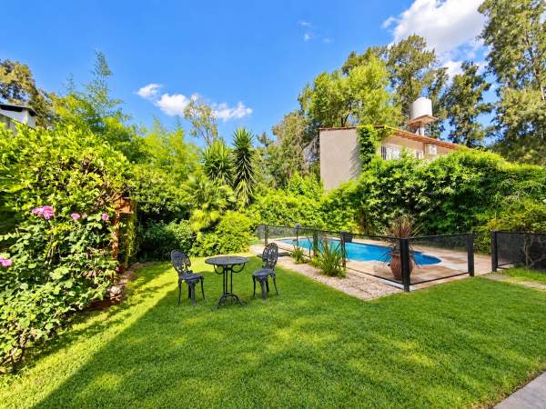 Casa con parque y piscina en Venta en Moreno — foto 6