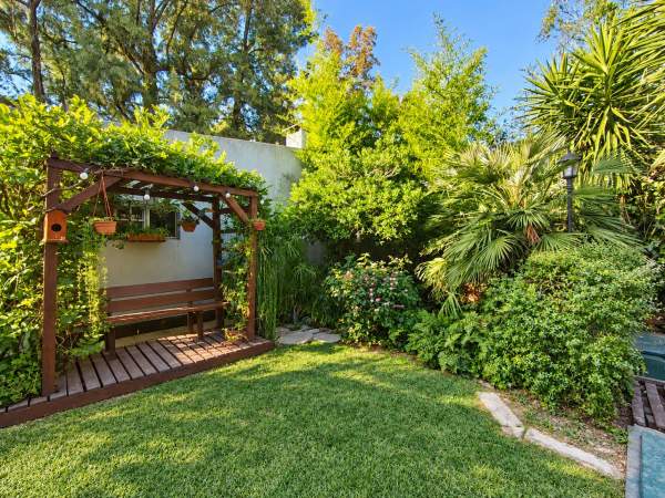 Casa con parque y piscina en Venta en Moreno — foto 8