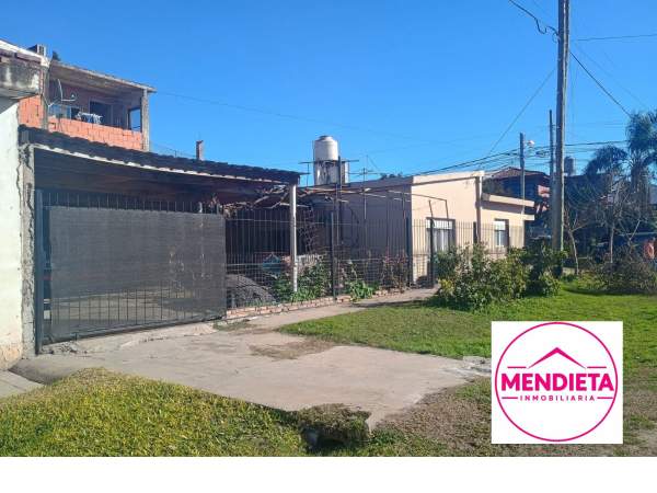 Hermosa Casa Con Tres Dormitorios En Venta En Moreno Sur