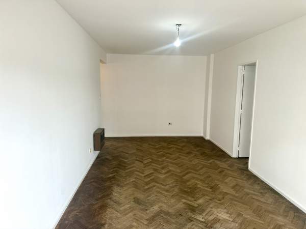 Departamento de 3 Ambientes con Balcón al Frente en Venta en Villa Devoto — foto 5