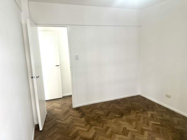 Departamento de 3 Ambientes con Balcón al Frente en Venta en Villa Devoto — foto 7