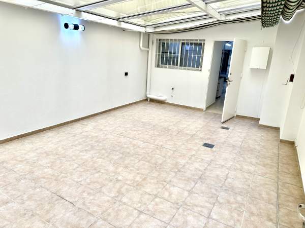3 ambientes al frente + monoambiente independiente — Unidos por patio — 3 cocheras — Villa del Parque EN VENTA — foto 14