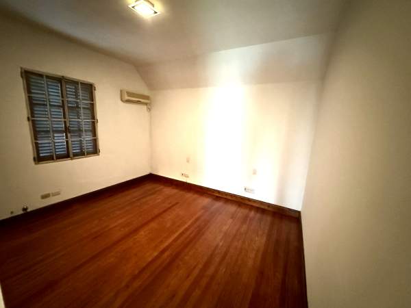 Casa de estilo inglés en alquiler – Versalles - 19