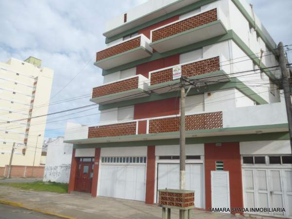 DEPARTAMENTO CON COCHERA