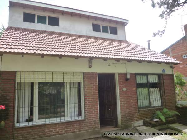 CASA EN BARRIO PARQUE GOLF — foto 2
