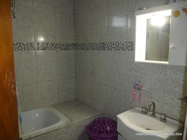 CASA DE TRES AMBIENTES A MTRS DE LA COLECTORA — foto 5