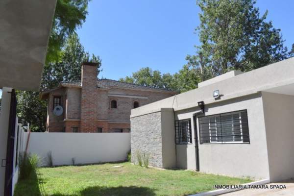 CASA A METROS DE LA CANCHA DE GOLF — foto 13