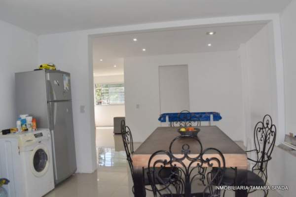 CASA A METROS DE LA CANCHA DE GOLF — foto 4