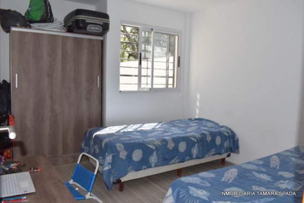 CASA A METROS DE LA CANCHA DE GOLF — foto 9