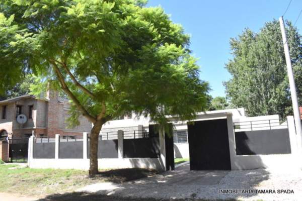 CASA A METROS DE LA CANCHA DE GOLF — foto 14