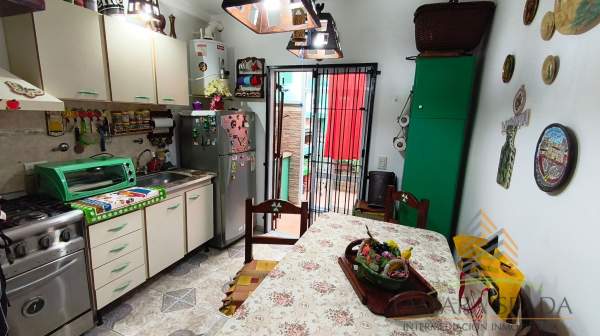 DUPLEX A PASITOS DEL MAR, CON TODOS LOS SERVICIOS
