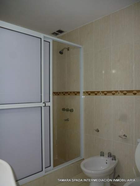 CASA SOLA EN LOTE — foto 9