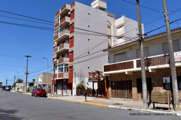 AMPLIO DUPLEX A METROS DEL MAR — foto 3