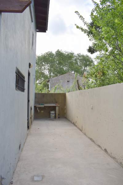 CASA CON PARQUE — foto 8