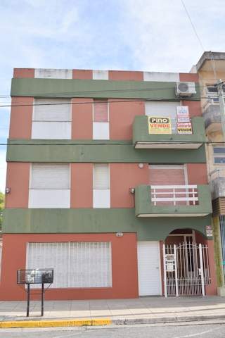 DEPARTAMENTO A METROS DEL CENTRO Y DEL MAR