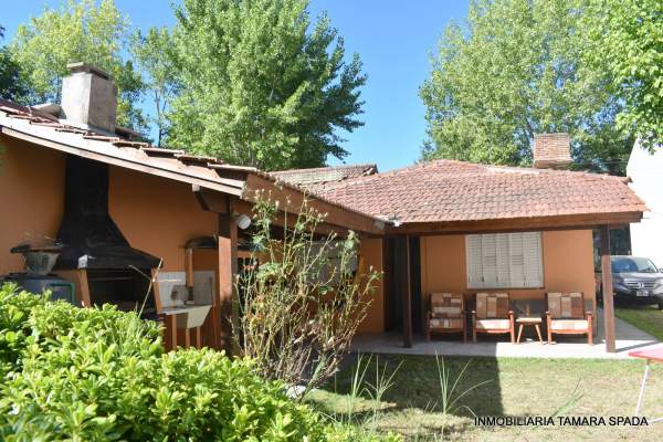 EXCELENTE CASA EN BARRIO PARQUE GOLF — foto 11