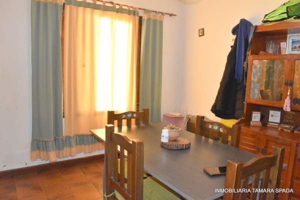 CASA CON PILETA EN BARRIO PARQUE GOLF — foto 4
