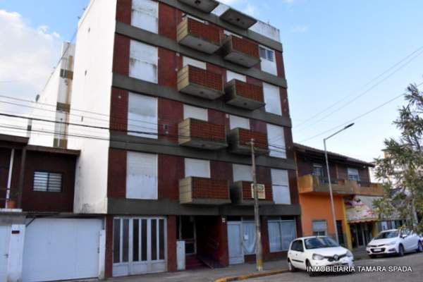 DEPARTAMENTO A METROS DEL MAR