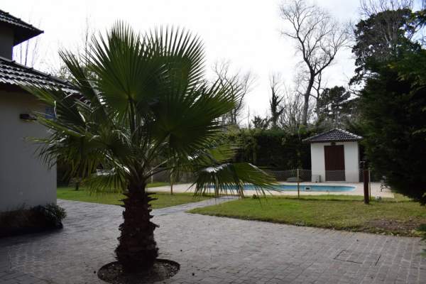 FRENTE A LA CANCHA DE GOLF — foto 15