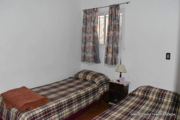 CASA Y MONOAMBIENTE EN BARRIO PARQUE, CERCA DE ESCUELAS. - 7