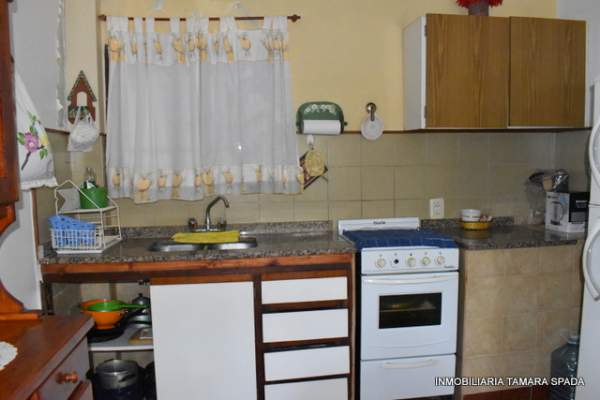 CASA Y MONOAMBIENTE EN BARRIO PARQUE, CERCA DE ESCUELAS. - 3