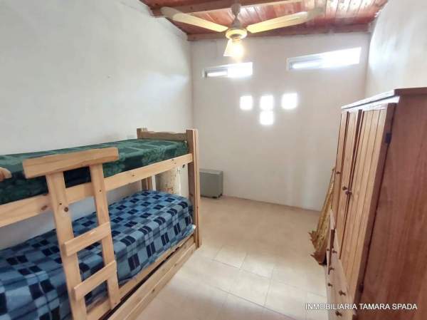 CASA SOLA EN LOTE A DOS CUADRAS DEL ASFALTO — foto 9