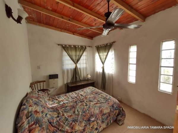CASA SOLA EN LOTE A DOS CUADRAS DEL ASFALTO — foto 6