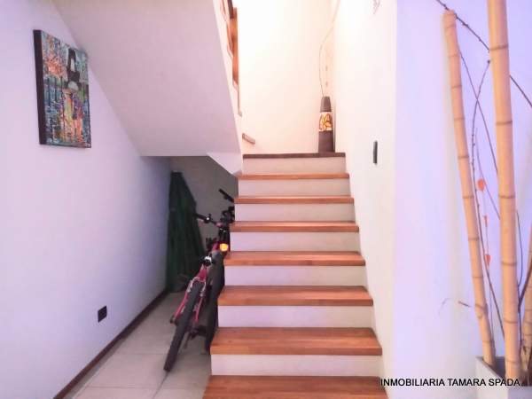 CASA MODERNA DE CATEGORÍA — foto 9