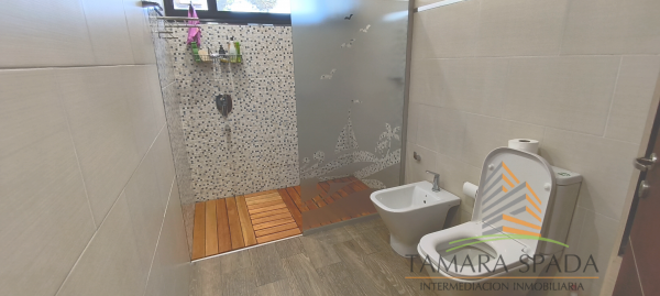 AMPLITUD Y COMODIDAD A METROS DEL MAR — foto 12