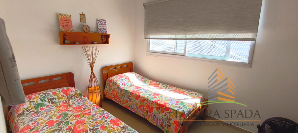 DUPLEX MODERNO Y LUMINOSO — foto 9