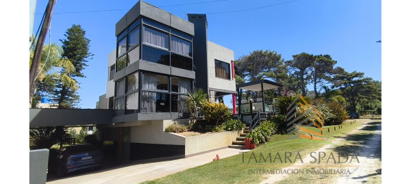 AMPLITUD Y COMODIDAD A METROS DEL MAR — foto 3
