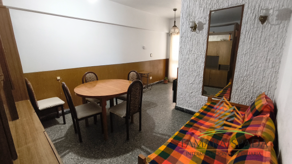 DEPARTAMENTO A DOS CUADRAS DEL MAR — foto 2
