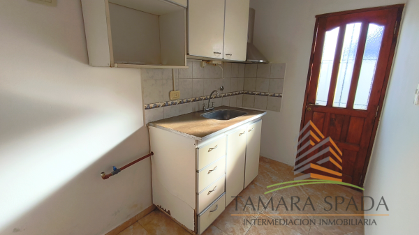 AMPLIO DUPLEX DE CUATRO AMBIENTES - 3