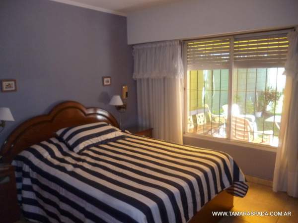 CASA CON PARQUE — foto 8